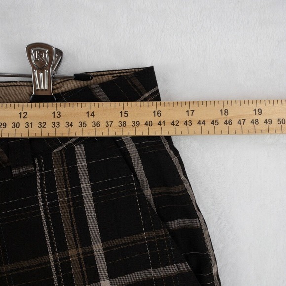 O'Neill Shorts Men's 31 Brown Plaid 11 Inch Inseam Flat Front - Picture 5 of 14